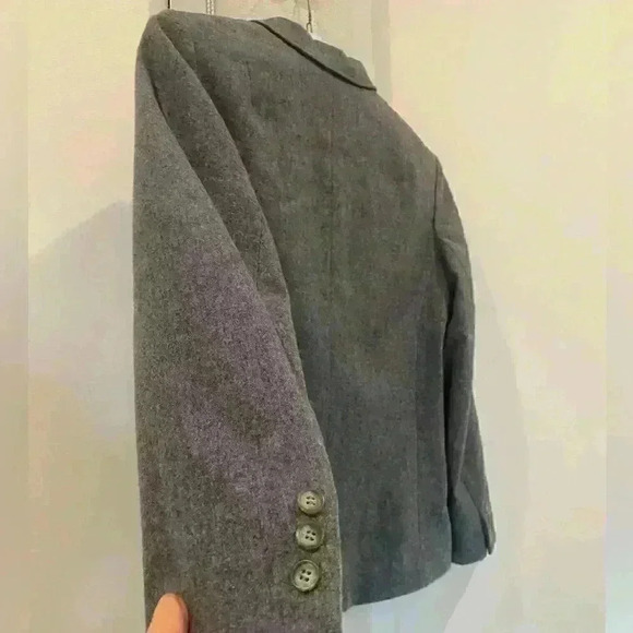 PENDLETON 100% Virgin Wool Gray Blazer Sz 16 - Worn only a few times - Picture 6 of 6